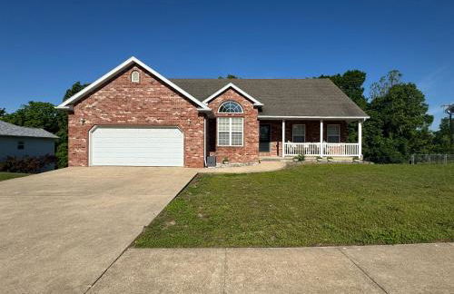 KALMNEZ 10 minutes from FLW - Foto 1