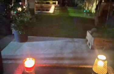 MAS DE VILLE AVEC PISCINE DANS SON COCON DE VERDURE - ESPRIT INDUSTRIEL - Foto 9