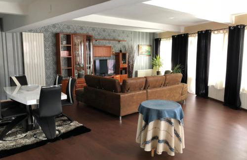 Estudios Bilbao Deusto - Foto 14