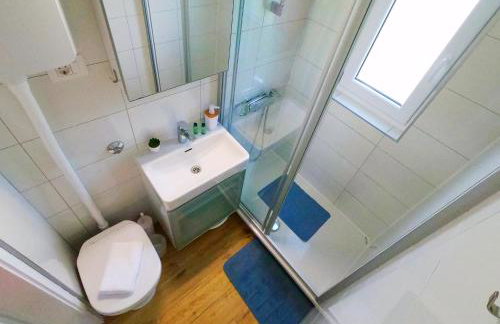 Beachfront Apartment Mala Tereza - Photo 15