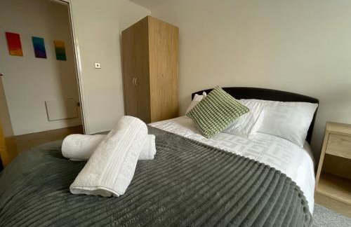 Number 8 Vincent House - Photo 1