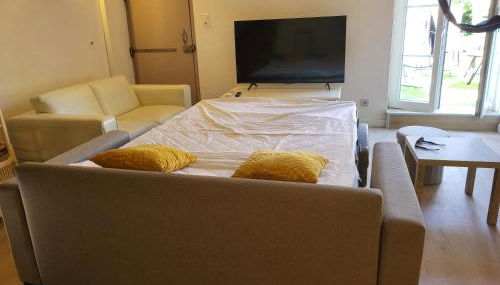 Gîte Coté Village - le cœur du village avec piscine - Foto 2