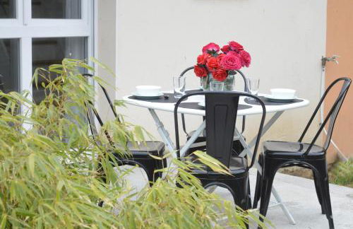 Ebène studio Centre ville Climatisation Terrasse Disneyland 4 personnes et 1 bébé - Foto 13