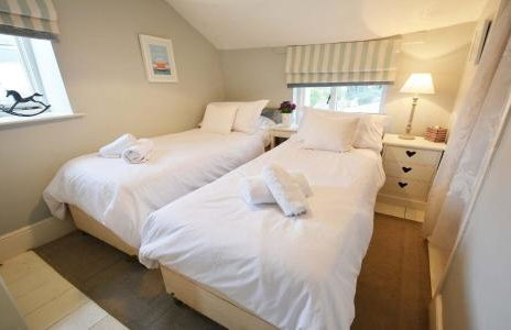Perrymans Thatched Cottage Sleeps 6 Dog Friendly - Foto 16
