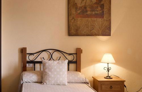 Apartamentos Valsequillo Córdoba - Photo 38