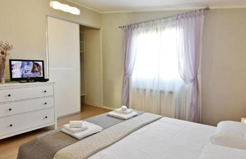 Apartment LOREDANA KAT by Interhome - Photo 5