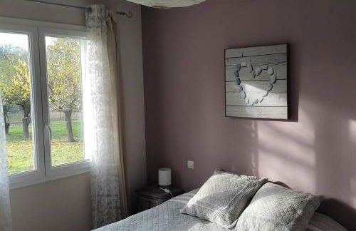 Le Mas des Cigales avec parc et grande piscine - Foto 16