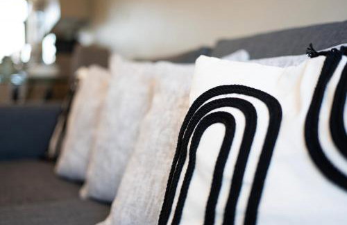 Modern 2 Bedroom Flat, Central Chatham, Self Check-in - Foto 29