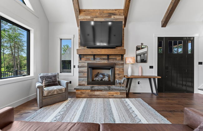 Gray Fox Lodge by Avantstay Waterslide Pool Theater Sleeps 23 - Foto 24