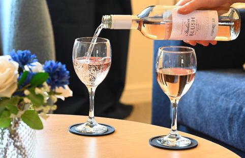 Bright 3BR House Ideal for Families & Groups - Foto 7