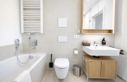 TrulySpace - Modernes Apartment am Rathausplatz, Terrasse, Fahrstuhl - Foto 10