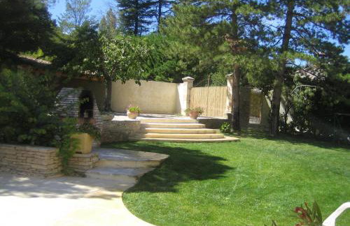 Attractive Holiday Home in C reste with Pool - Foto 5