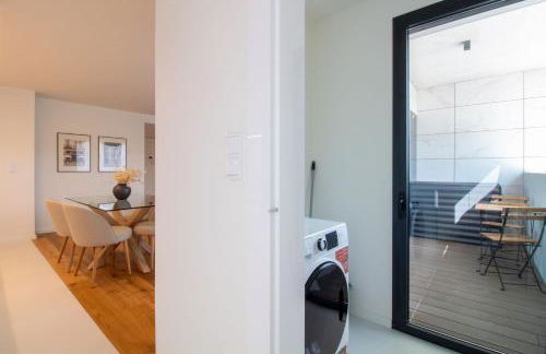 Gaia Elegant Apartment with Patio by LovelyStay - Foto 37