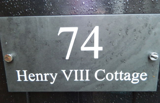 Henry VIII Cottage - Photo 16
