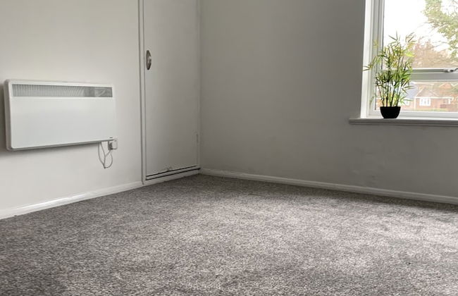 Impeccable 2-bed Apartment in Eastleigh - Foto 4