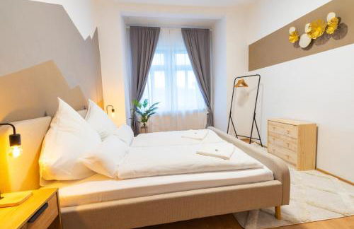 StadtNatur Apartment am Küchwald - 2 SZ mit Balkon, WASCHMASCHINE, Streaming-TV, Badewanne, Arbeitsplatz - Foto 7