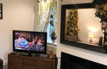 Lincoln Holiday Retreat Cottage with Private Hot Tub - Foto 24