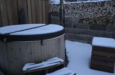 Ferienhaus auf einer Ebene mit eigenem Garten, Sommerpool und Badefass - Foto 51