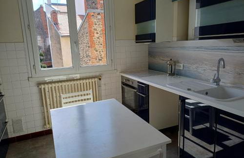 Ensoleillé avec terrasse près de la gare, 60m2 - Foto 11