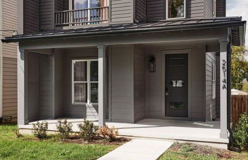 Ultimate Bach 10min to DT IG Walls Every Room - Foto 21