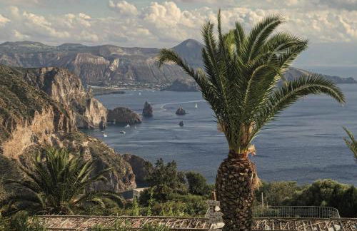 Case Quattrocchi - Giardino e Terrazzi con vista Panoramica sul Mare, Etna e Vulcano - Foto 3