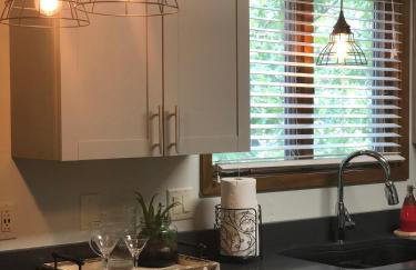 37DPD - Forest view, log-sided two bedroom, two bath condo on Lake Ouachita - Photo 26