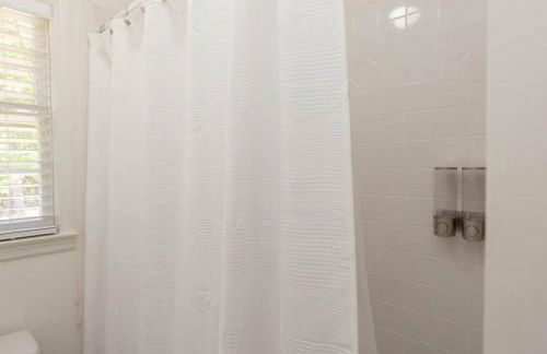 Sleeps 8, Lake Lanier Hidden Gem - Foto 27