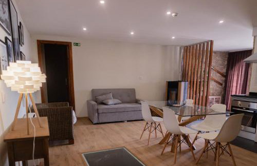 Casal dos Netos - Foto 9