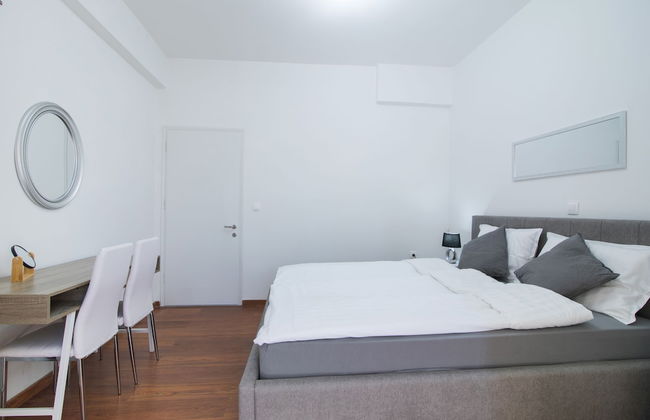 Midtown Apartment by CorfuEscapes - Photo 2