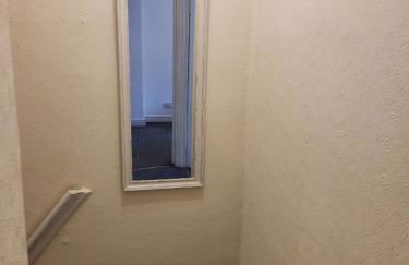 Doncaster Serviced Accommodation - Apartments - 3 Bed House-Close To A1 & M18 - Contractors - Business Travellers - Families - Foto 24