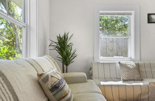 Cozy Near AMI Patio BBQ TV - Foto 12