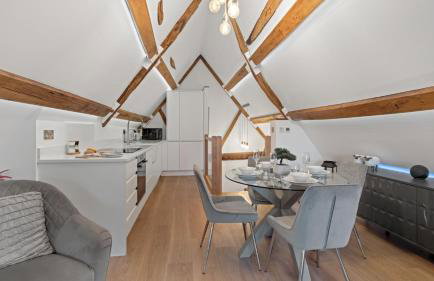 The Studio Cottage - Photo 17