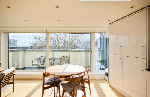 Light by Regents Canal - Foto 5