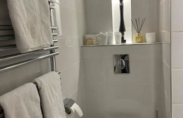 Clermont-Ferrand dans maison du XVIᵉ siècle Petit déjeuner et ménage inclus aucun frais caché - Foto 6