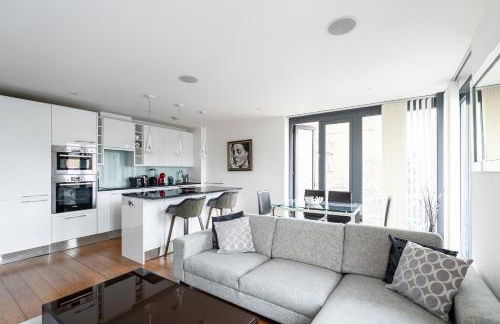 Modern, fully furnished apartment with ensuite, private balcony and elevator in Notting Hill - Foto 61