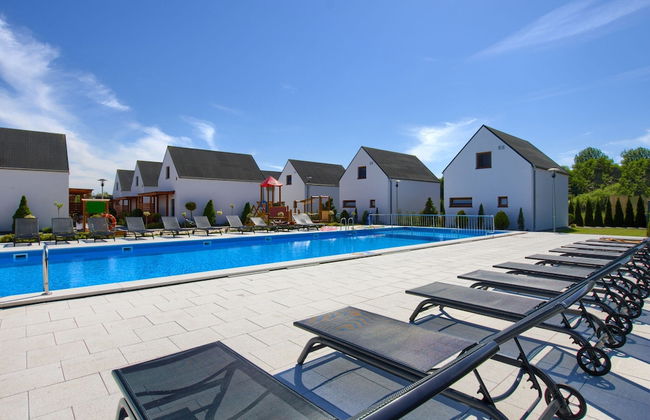 Luxury Holiday Home in Rogowo With Pool - Foto 1