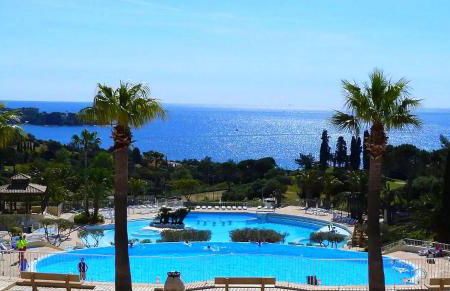 Dans un cadre d'exception, Vue mer panoramique à Agay Côte d'Azur, Village Vacances Cap Esterel, 2 chambres, avec jardin, golf, climatisation, Wifi, 5 piscines - Foto 7