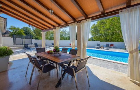 Villa Desapemani with heated pool - Photo 3