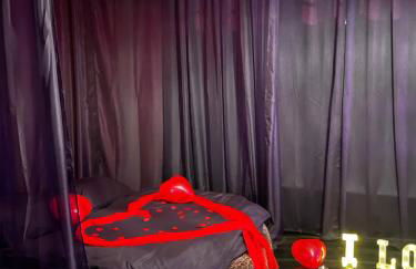 Suite mit Whirlpool, Sauna, Pole Dance und mehr - Foto 23