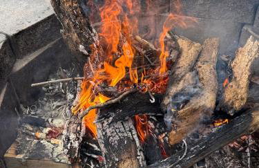 New, modern cabin with private lake and hiking - Foto 14