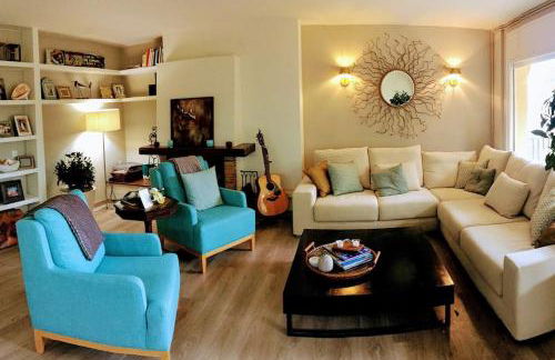 2 Story, 5 Bedroom, 3 Bath Flat, Steps from the Beach & Cliff Walk - Foto 2