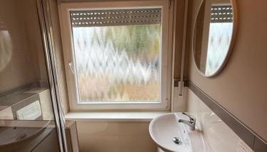 Modernes Apartment 1 mit eigener Küche & Bad - Schuster Homes - - Foto 5