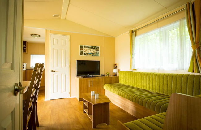 Apartment in Utrecht Near Historic Windmill - Photo 6