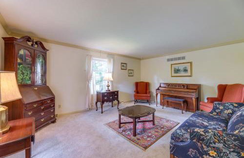 Family-Friendly West Chester Twp Home with Pool! - Foto 4