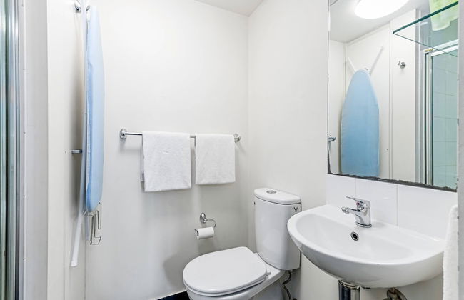 Quality Apartments North Melbourne - Photo 20