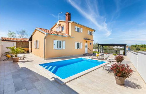 2 Bedroom Lovely Home In Musalez - Foto 1