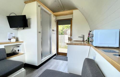 Armadilla 3 at Lee Wick Farm Cottages & Glamping - Foto 6