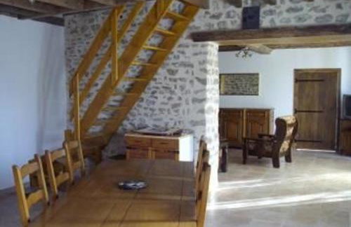 Gîte de charme rénové avec cheminée, terrasse et proche randonnées - Capacité 13 pers. - FR-1-410-179 - Foto 3