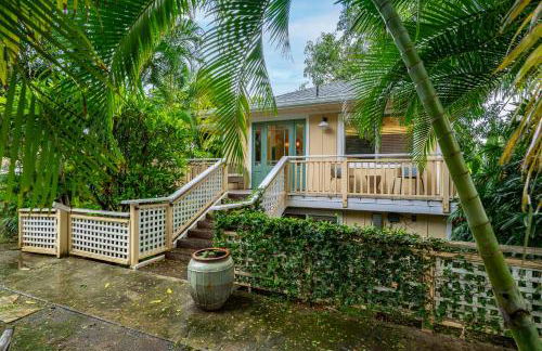 The Little Yellow Cottage in Lanikai Your Perfect Island Getaway! - Photo 1