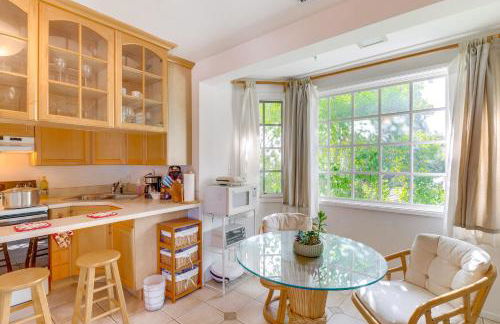 Less Than 1 Mi to UCLA Pet-Friendly Extended Stay Unit! - Foto 10